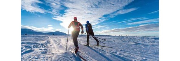 Gå, løp, gå på ski eller registrer andre aktiviteter for å nå 50/100 km fra 1. til 24. desember?